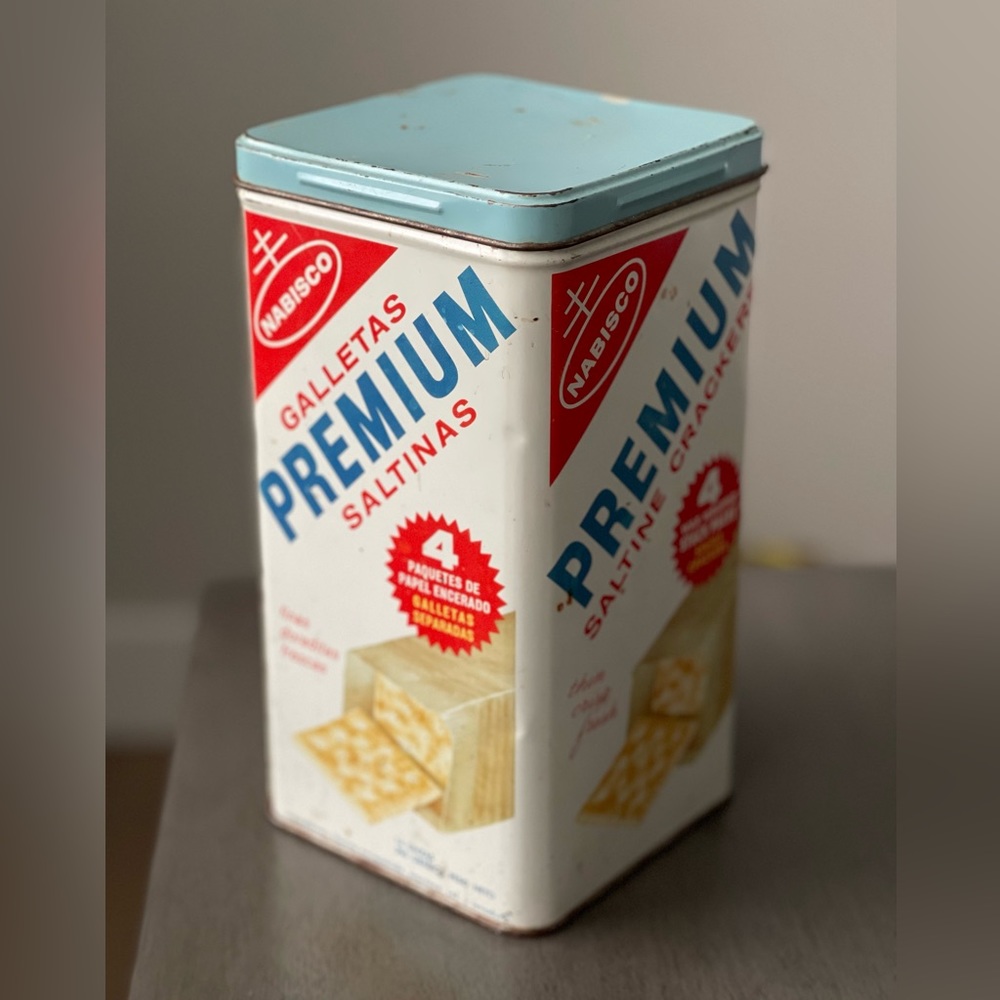 PREMIUM Saltines Vintage Tin Box Español/English